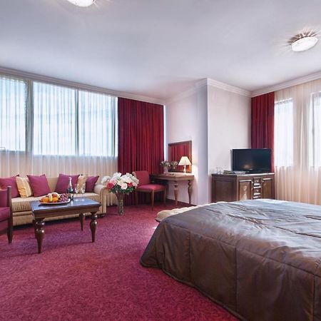 Hotel Chiirite Plovdiv Buitenkant foto