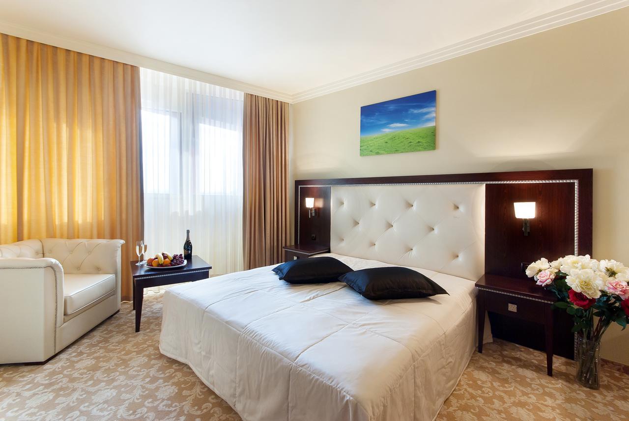 Hotel Chiirite Plovdiv Buitenkant foto