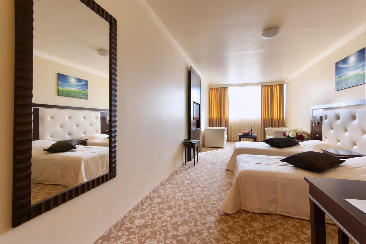 Hotel Chiirite Plovdiv Buitenkant foto